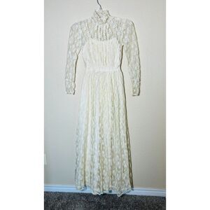 Prairie Lace Wedding Gown Women Ivory Formal Long Cottage Small Twee Boho VTG